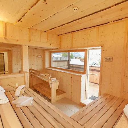 Loser Mit Indoorpool Und Sauna