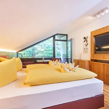 Loser Mit Indoorpool Und Sauna