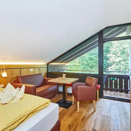 Loser Mit Indoorpool Und Sauna