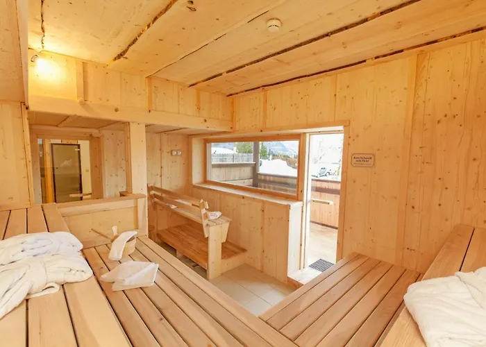 Loser Mit Indoorpool Und Sauna